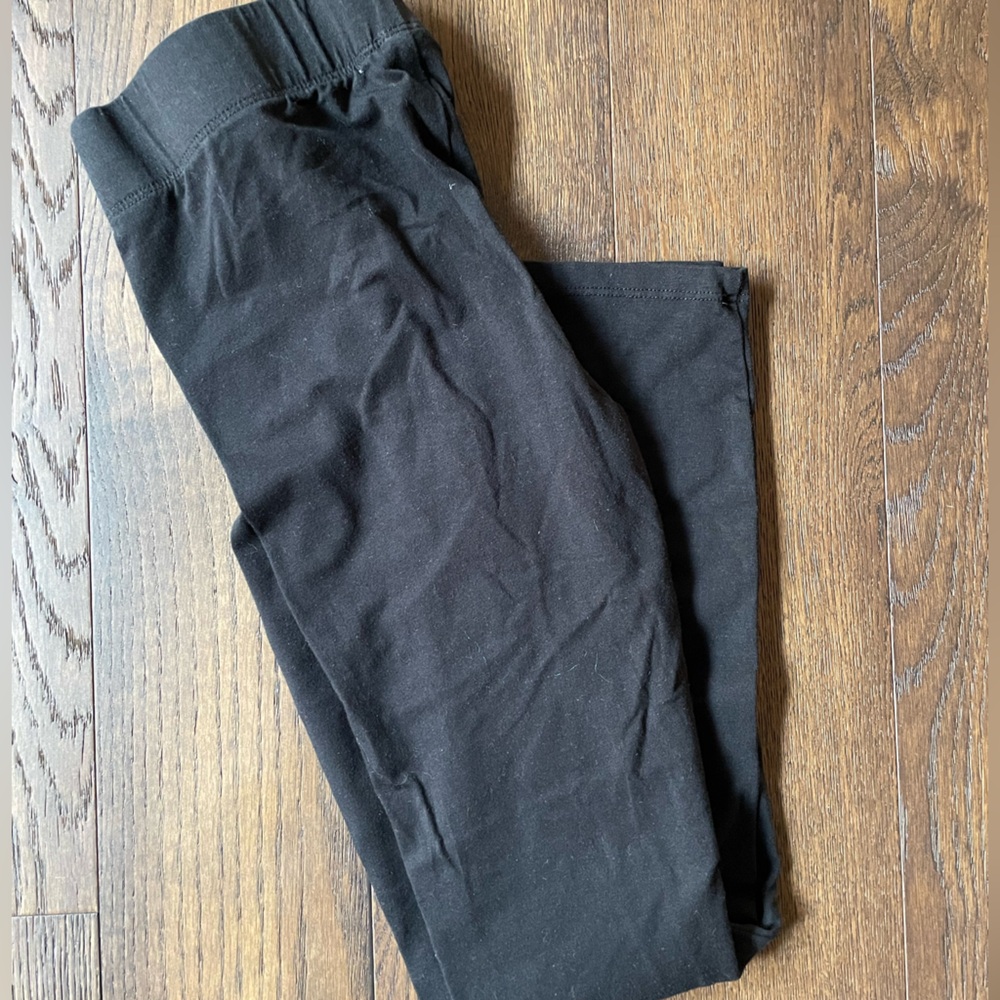 SHEIN // Black Leggings